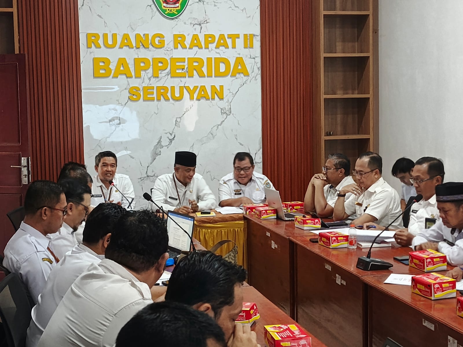 Pembahasan Raperbup Rencana Penanggulangan Kemiskinan 2025–2029